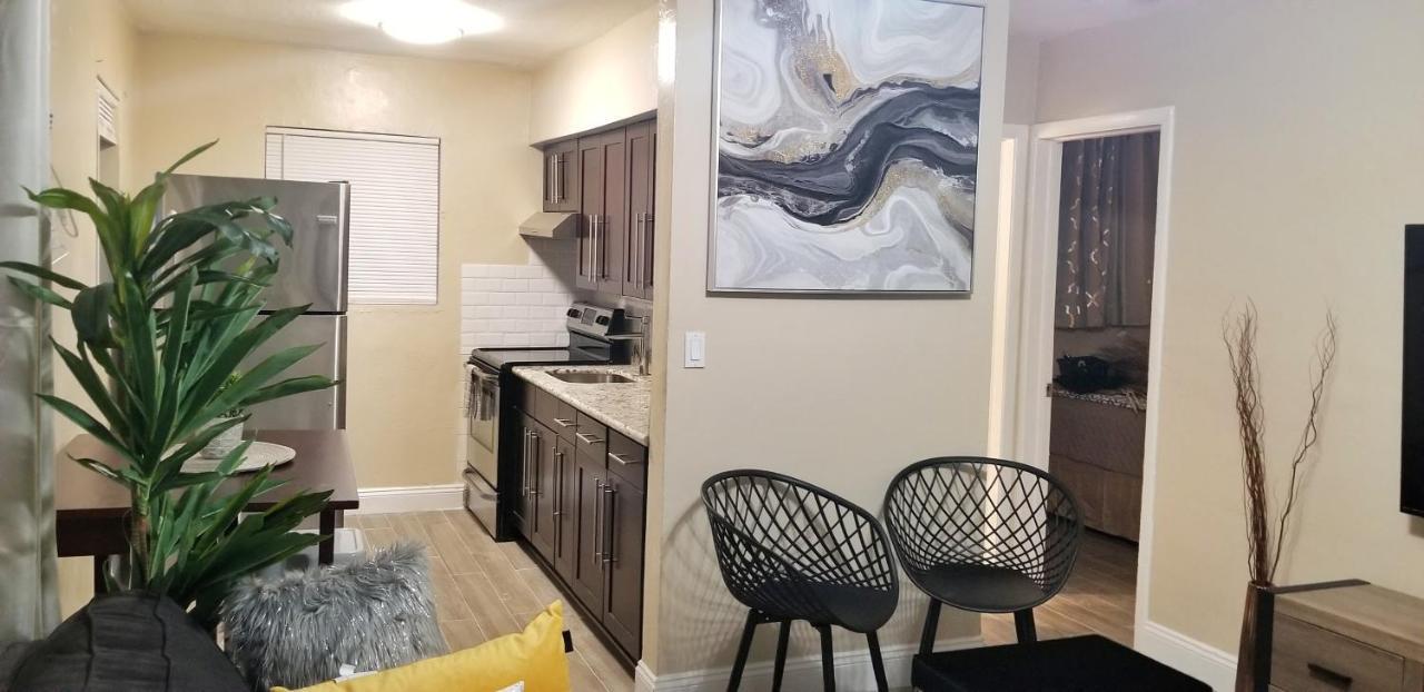Very Glam Apartment 5 Miles From Hard Rock Hollywood Buitenkant foto