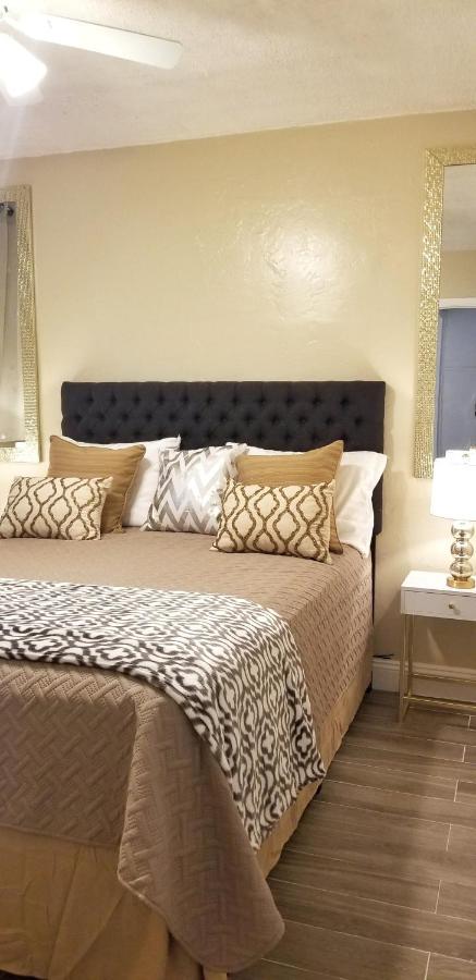 Very Glam Apartment 5 Miles From Hard Rock Hollywood Buitenkant foto